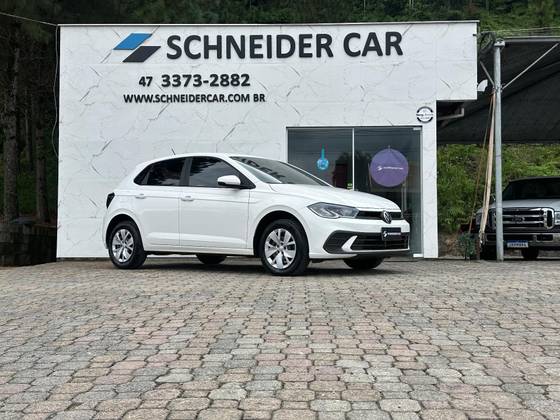 VOLKSWAGEN POLO 1.0 MPI MANUAL VOLKSWAGEN POLO 1.0 MPI MANUAL